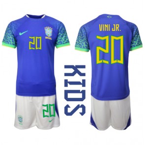 Brasilien Vinicius Junior #20 Replika Babytøj Udebanesæt Børn VM 2022 Kortærmet (+ Korte bukser)